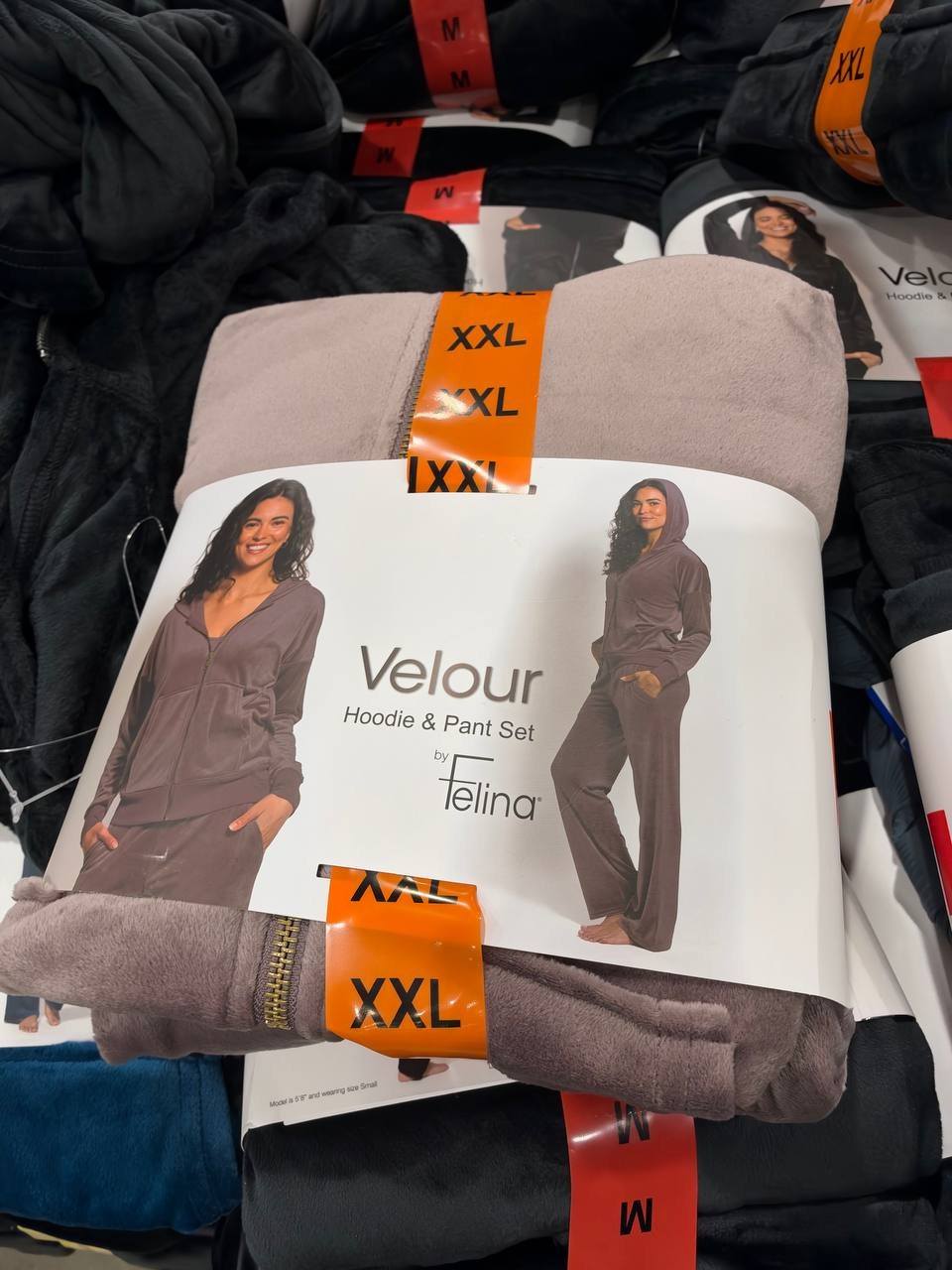 Costco Fem - Velour Hoodie & Pant Set