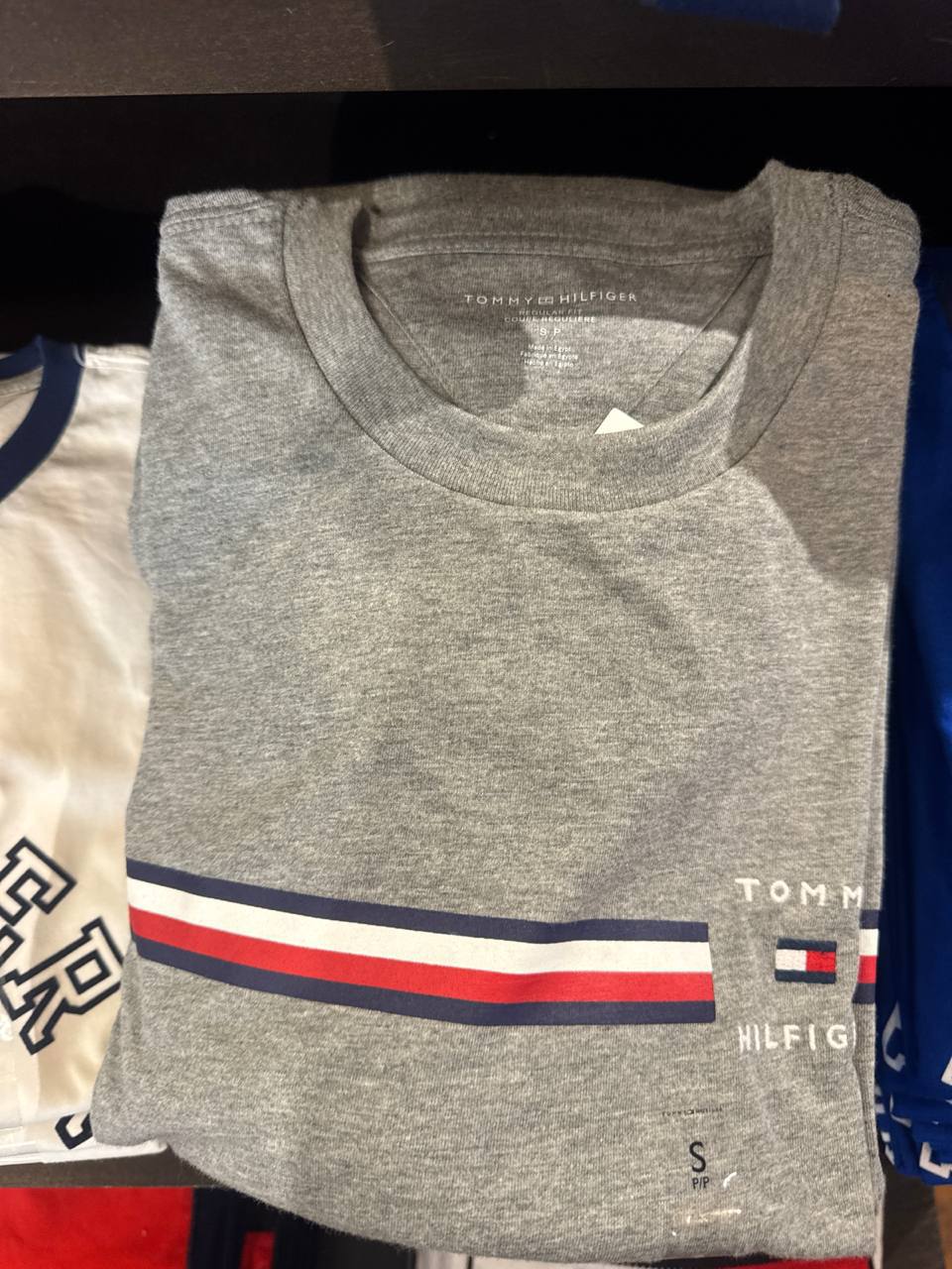 Tommy Masc- Camiseta