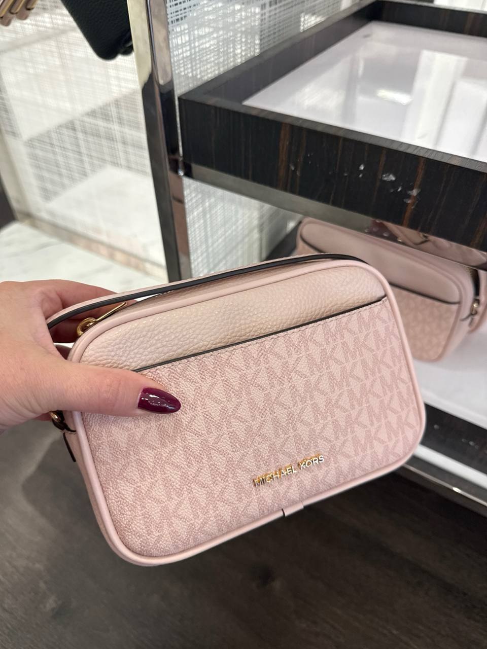 MK - Bolsa Crossbody