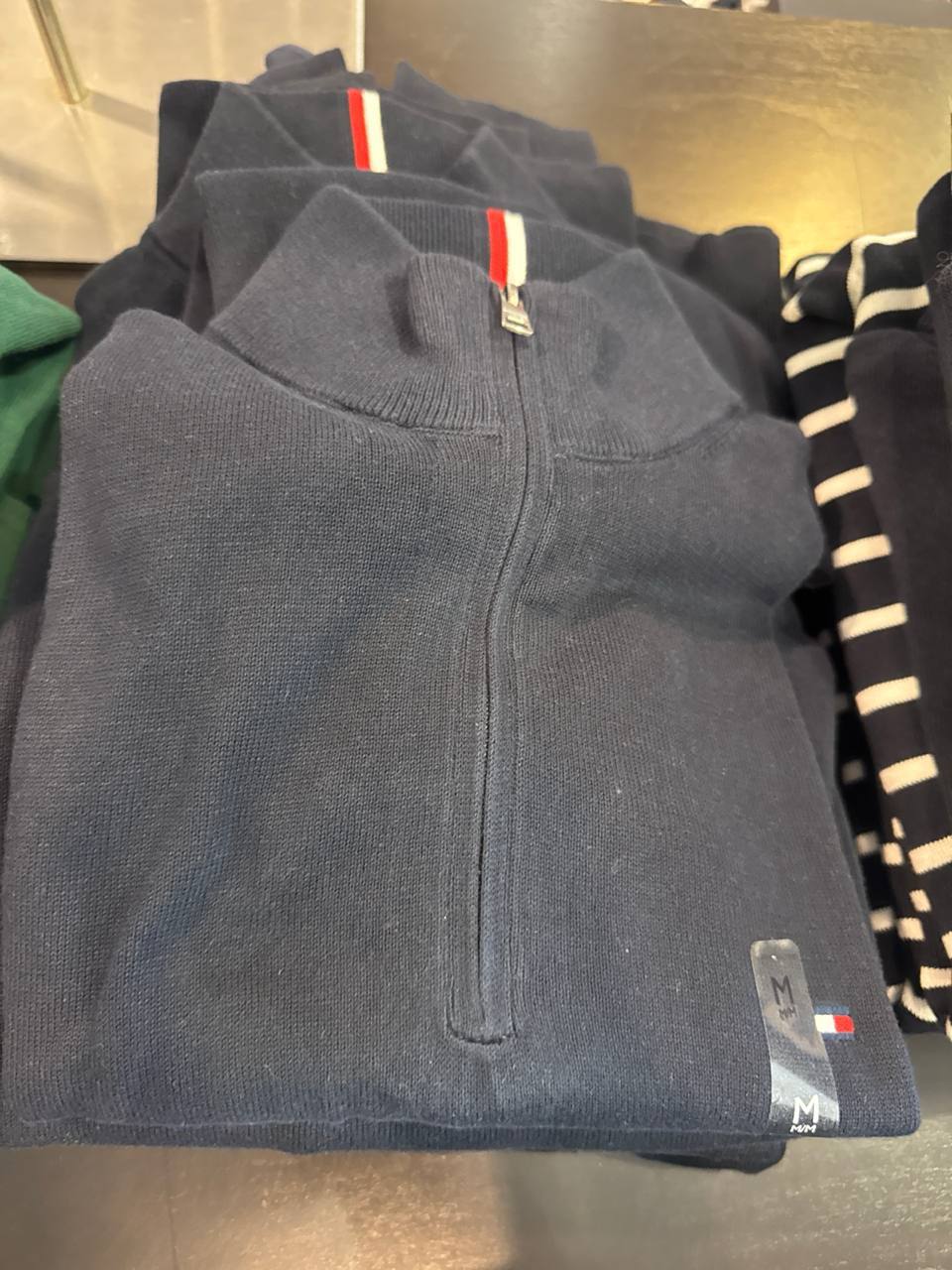 Tommy Masc- Suéter