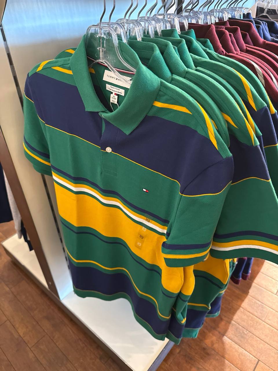 Tommy Masc- Camiseta