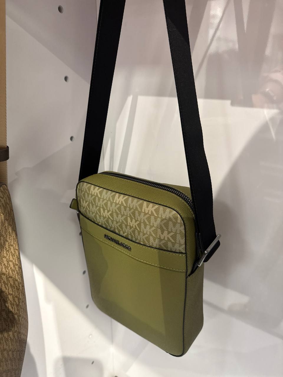 MK - Bolsa Crossbody Masculina