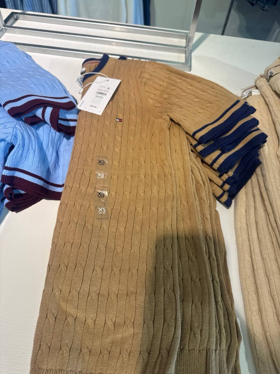 Tommy Fem - Sweater Manga Curta