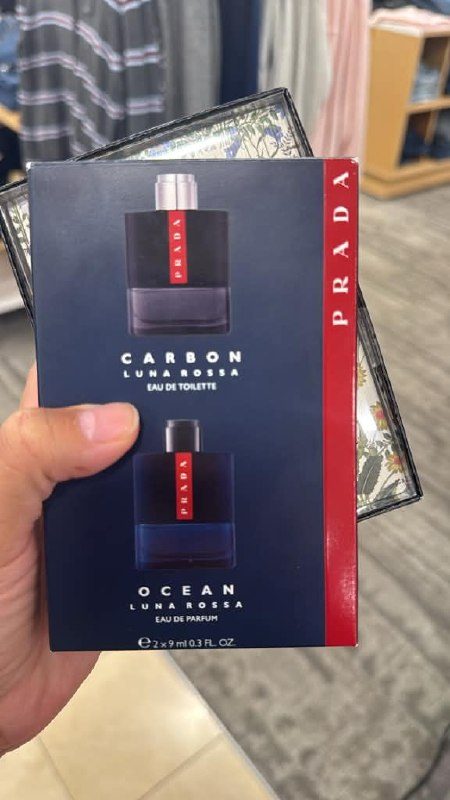 Macy's - Prada Kit