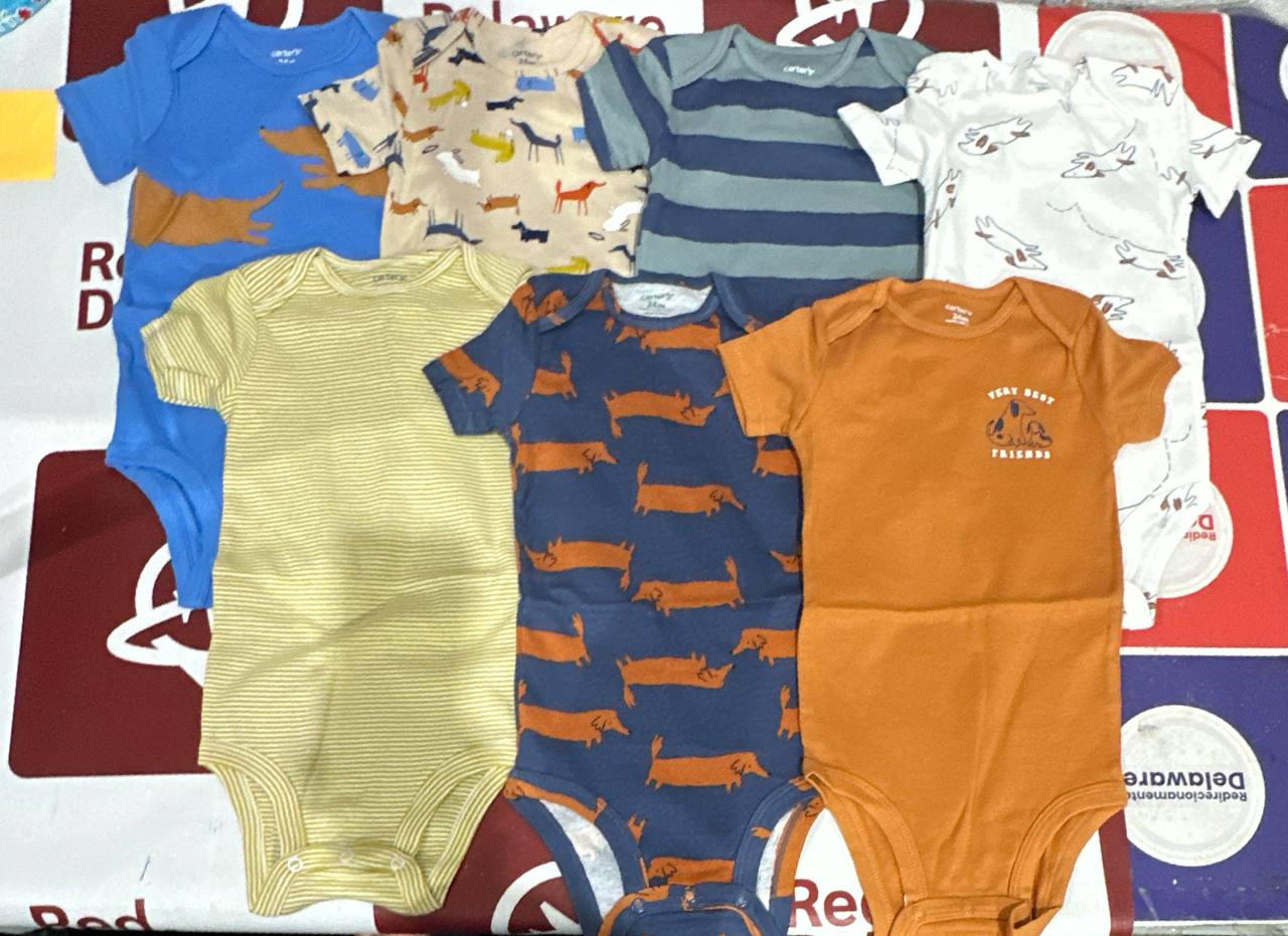 Carter’s 7 pieces bodysuit (A4)
