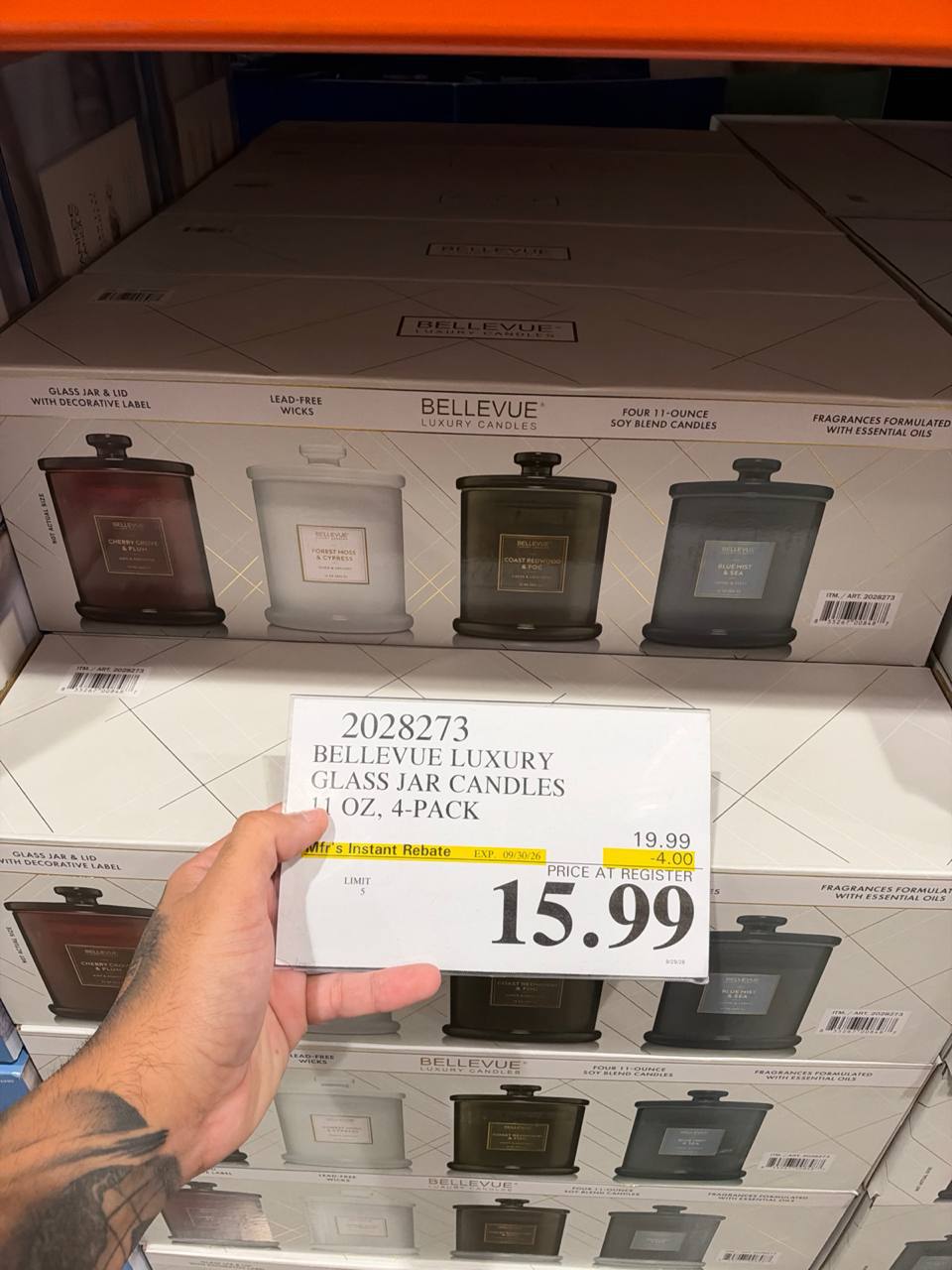 Costco- Bellevue Luxury Glass Jar Candles