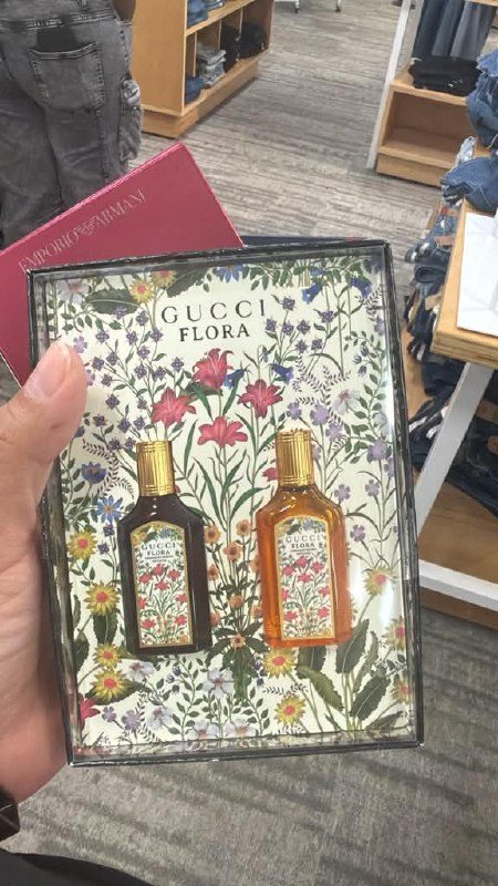 Macy's - Gucci Flora Kit