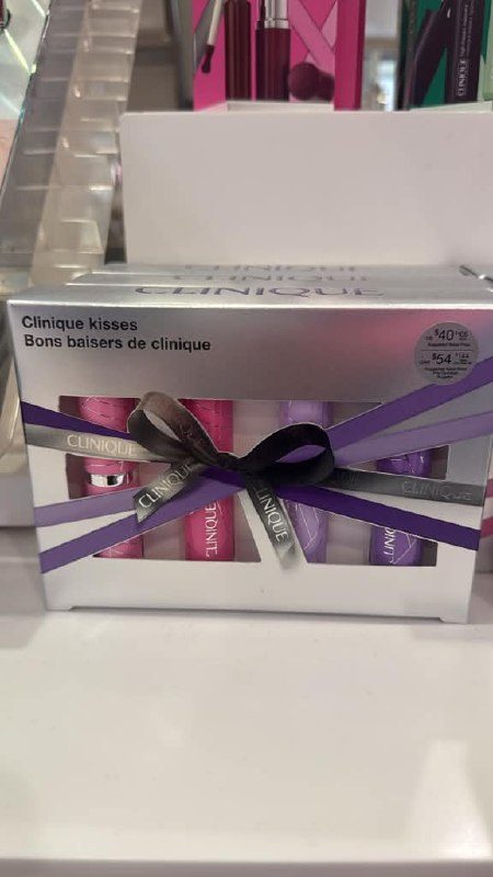 Macy's - Clinique 4-Piece Lipstick Gift Set