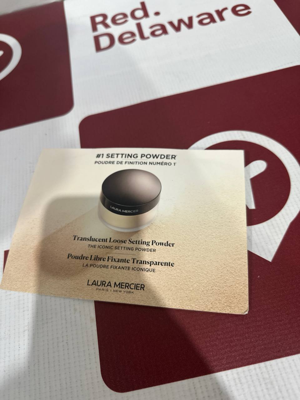Setting powder Laura Mercier (A4)