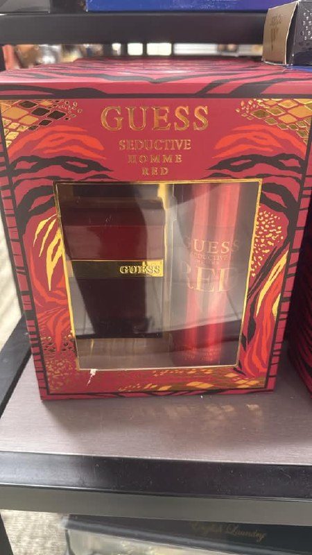 Macy's - Guess Seductive Homme Red
