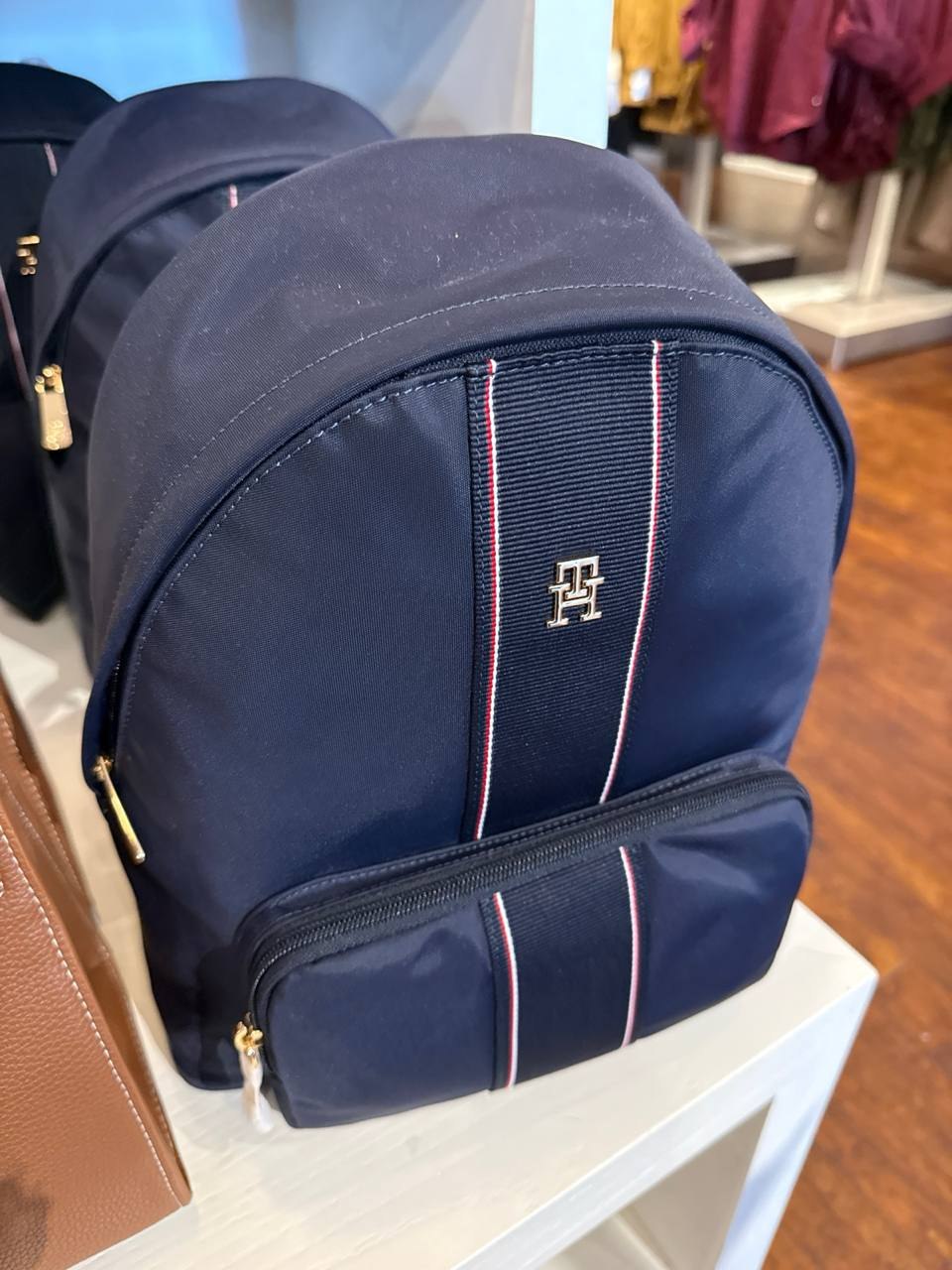 Tommy Fem - Mochila