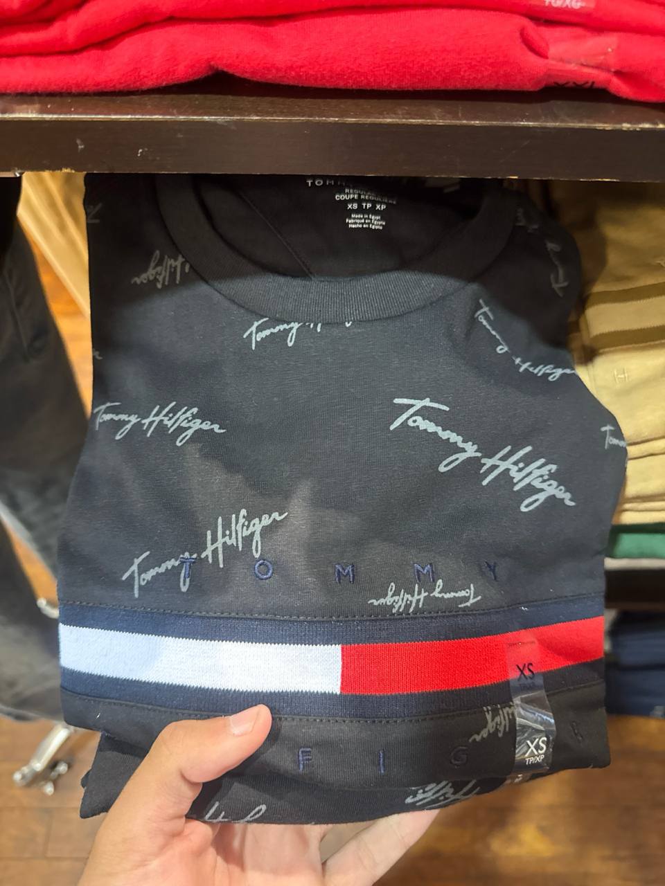 Tommy Masc- Camiseta