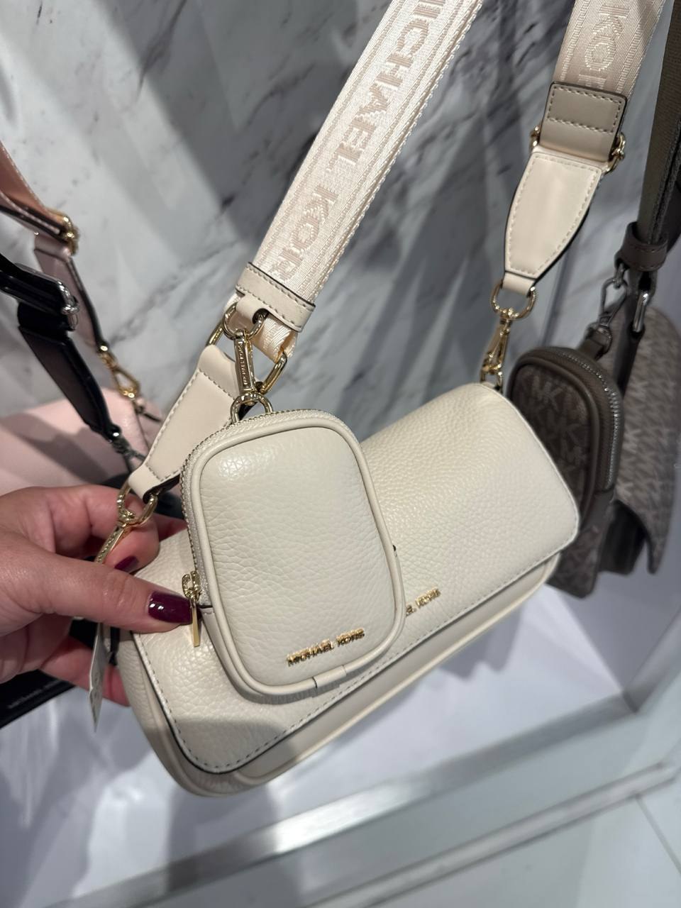 MK - Bolsa JetSet Crossbody
