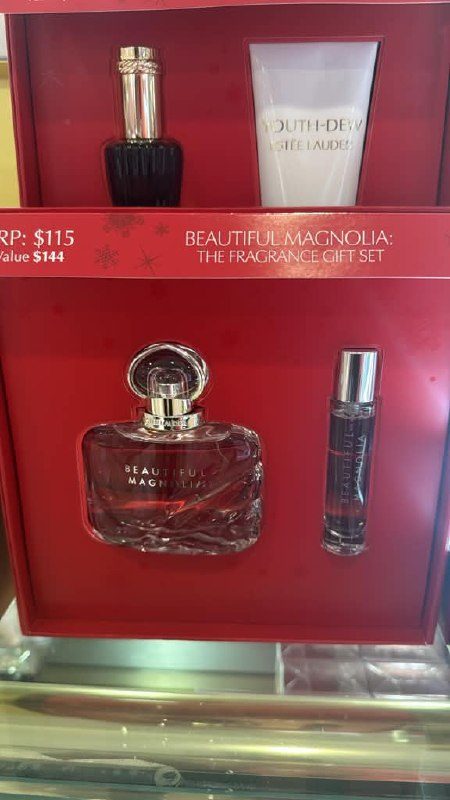 Macy's - Estée Lauder 2-Piece Beautiful Magnolia Eau de Parfum Spray Gift Set