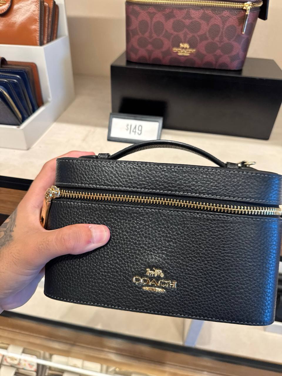 Coach - Coach Cosmetic Case