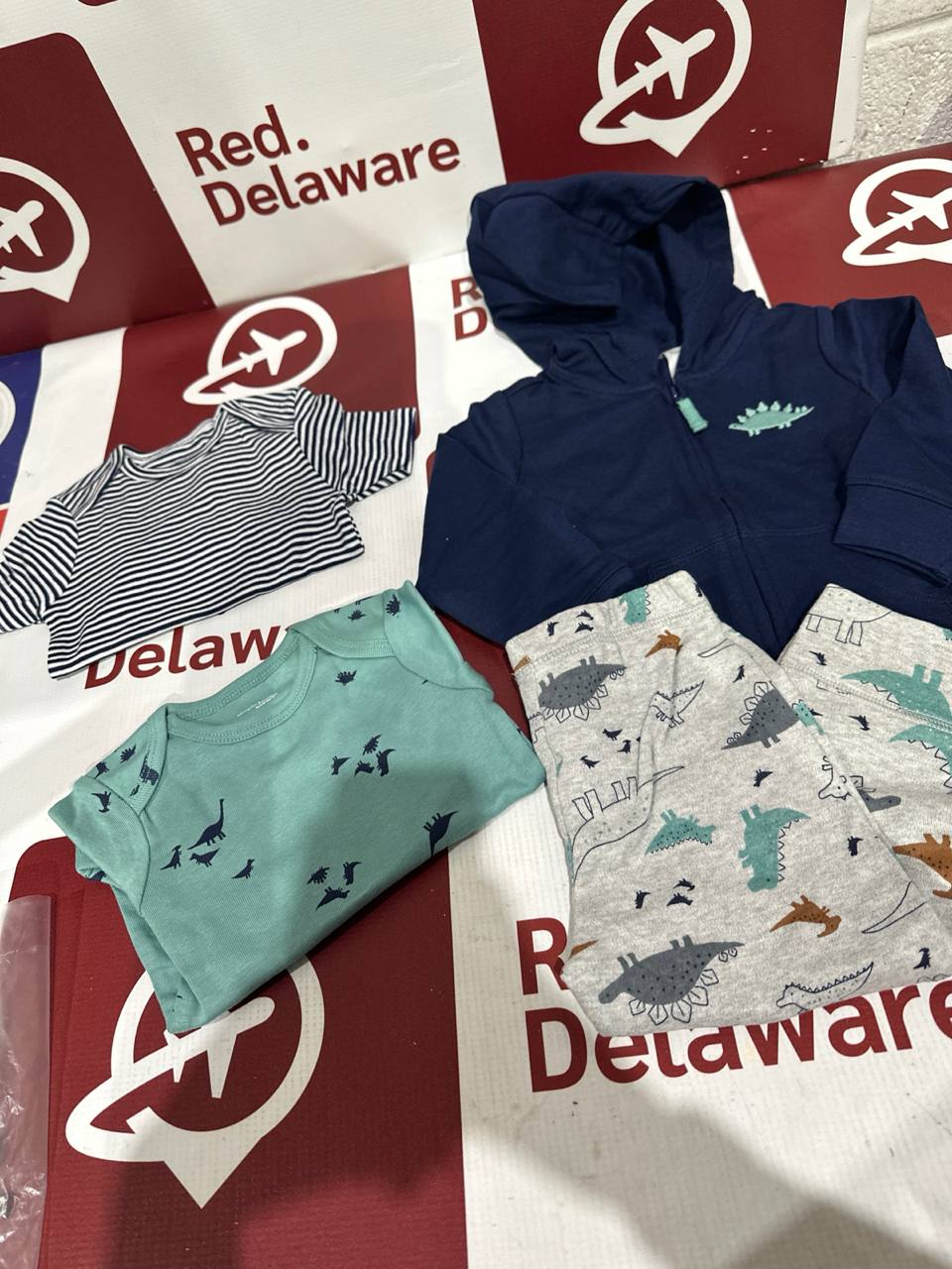 Carters Set 4  (E4)