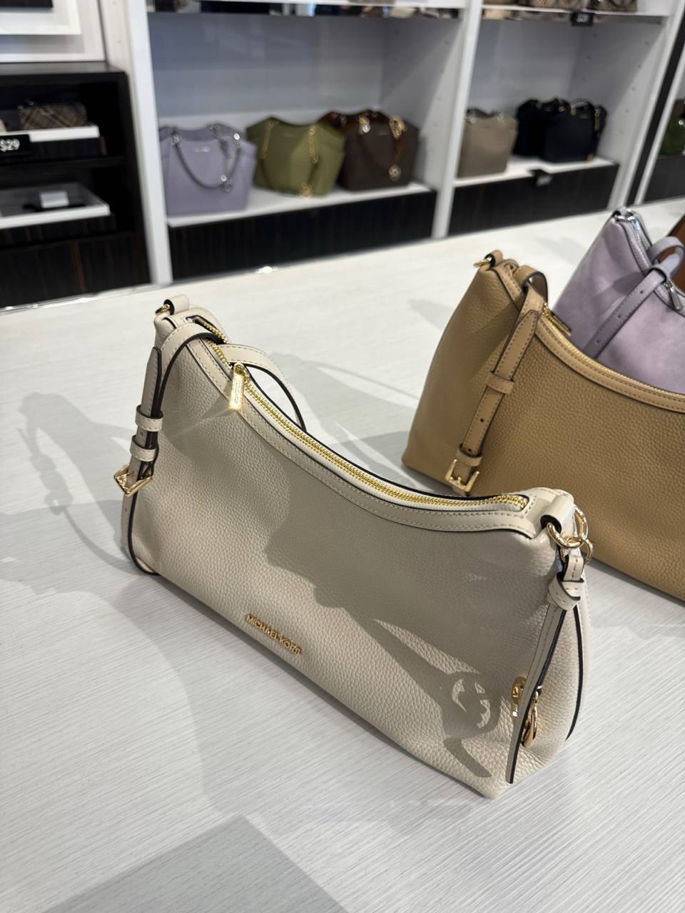MK - Bolsa Sammy Shoulder