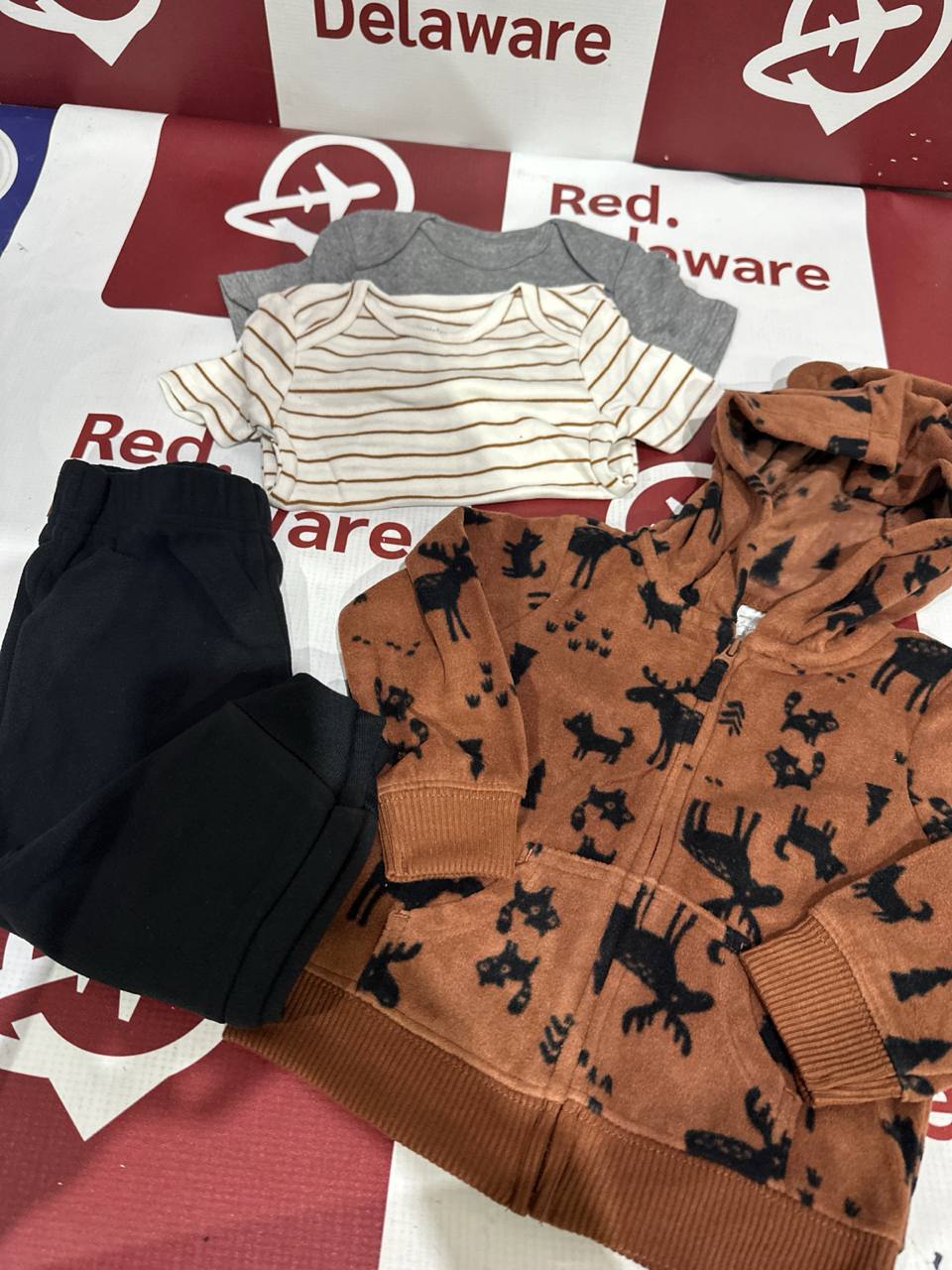 Carters Set 4  (E4)
