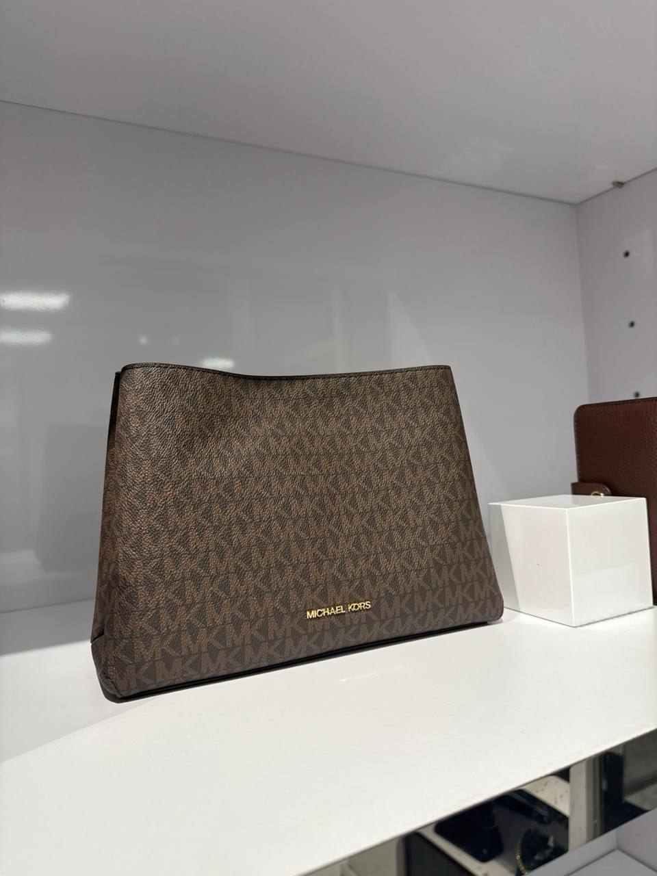 MK - Bolsa Jetset