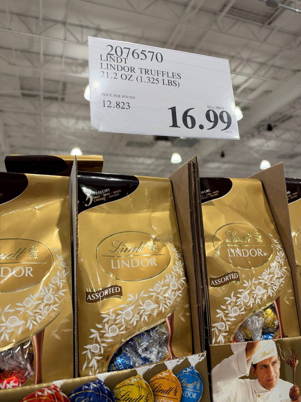 Costco- Lindt Assorted