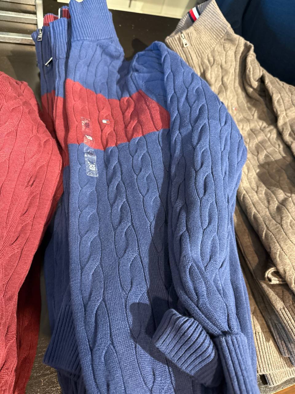 Tommy Masc- Suéter