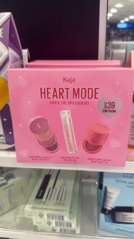 Macy's - Kaja 3-Piece Heart Mode Eye, Lip & Cheek Set