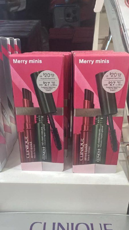 Macy's - Clinique 2-Piece Merry Minis Gift Set