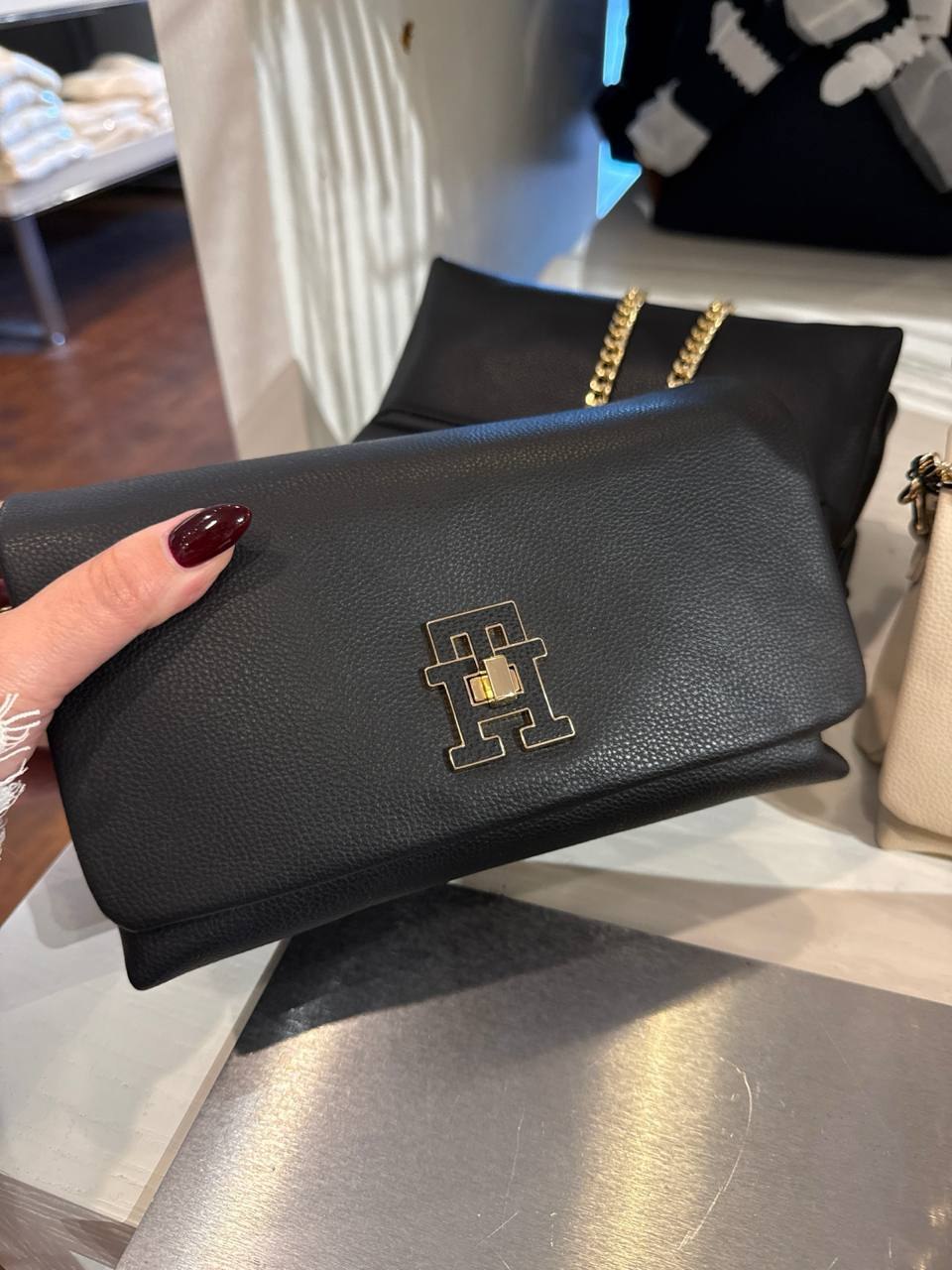 Tommy - Bolsa Shoulder
