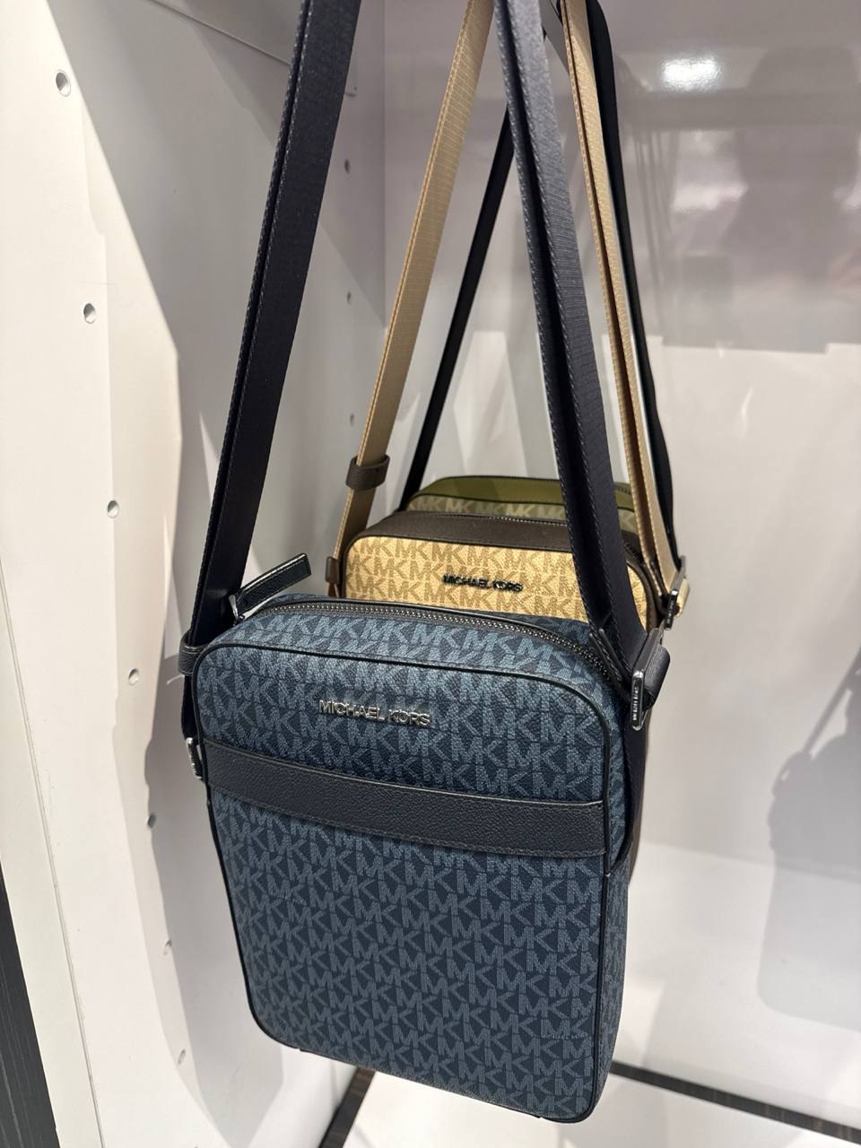 MK - Bolsa Crossbody Masculina