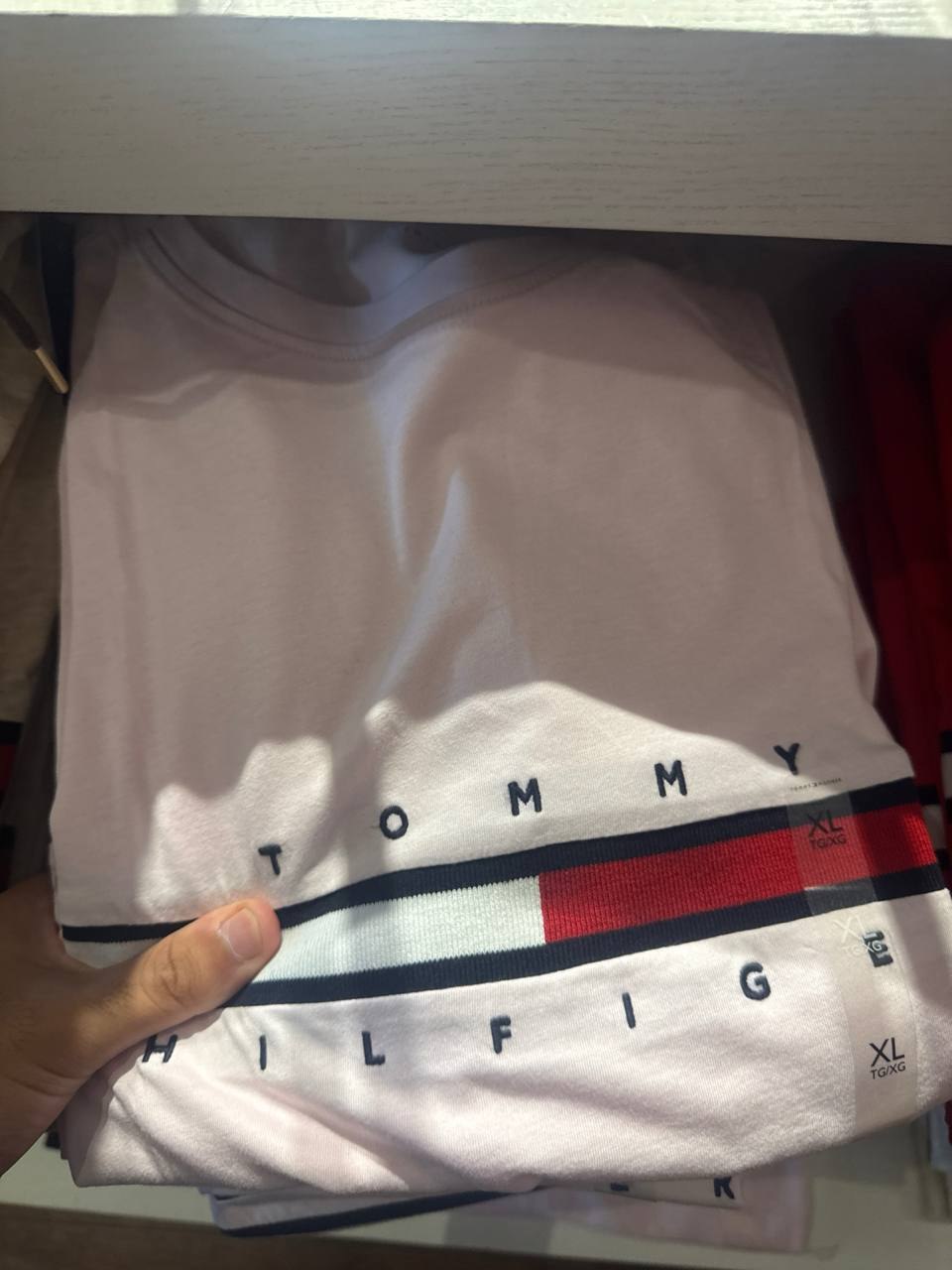Tommy Fem - Camiseta Manga Curta