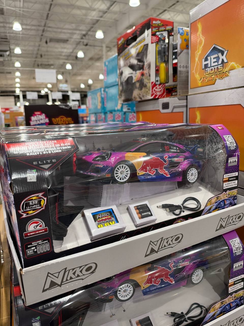 Costco- Carrinho de controle remoto Nikko Redbull