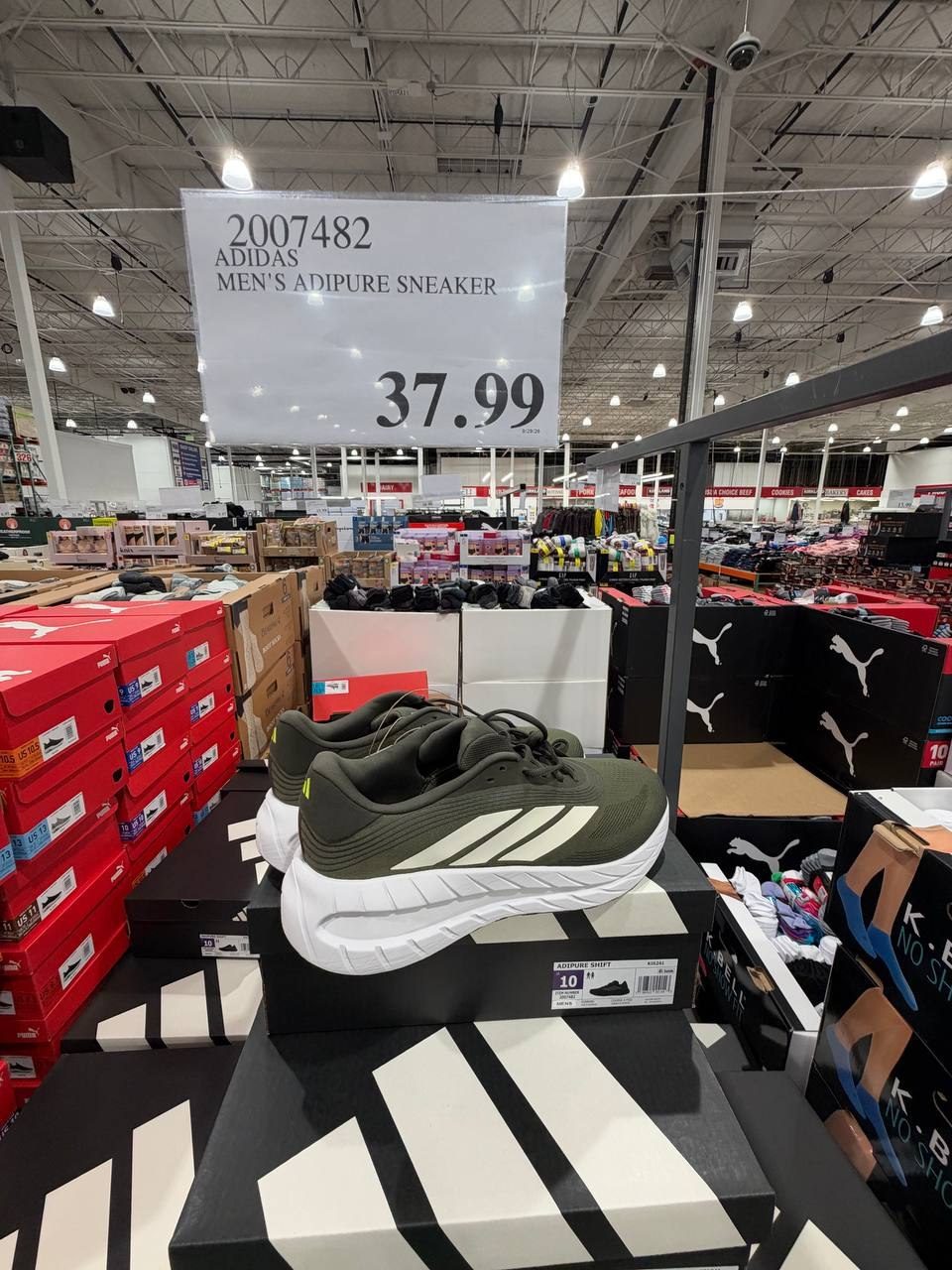 Costco - Adidas Calçado