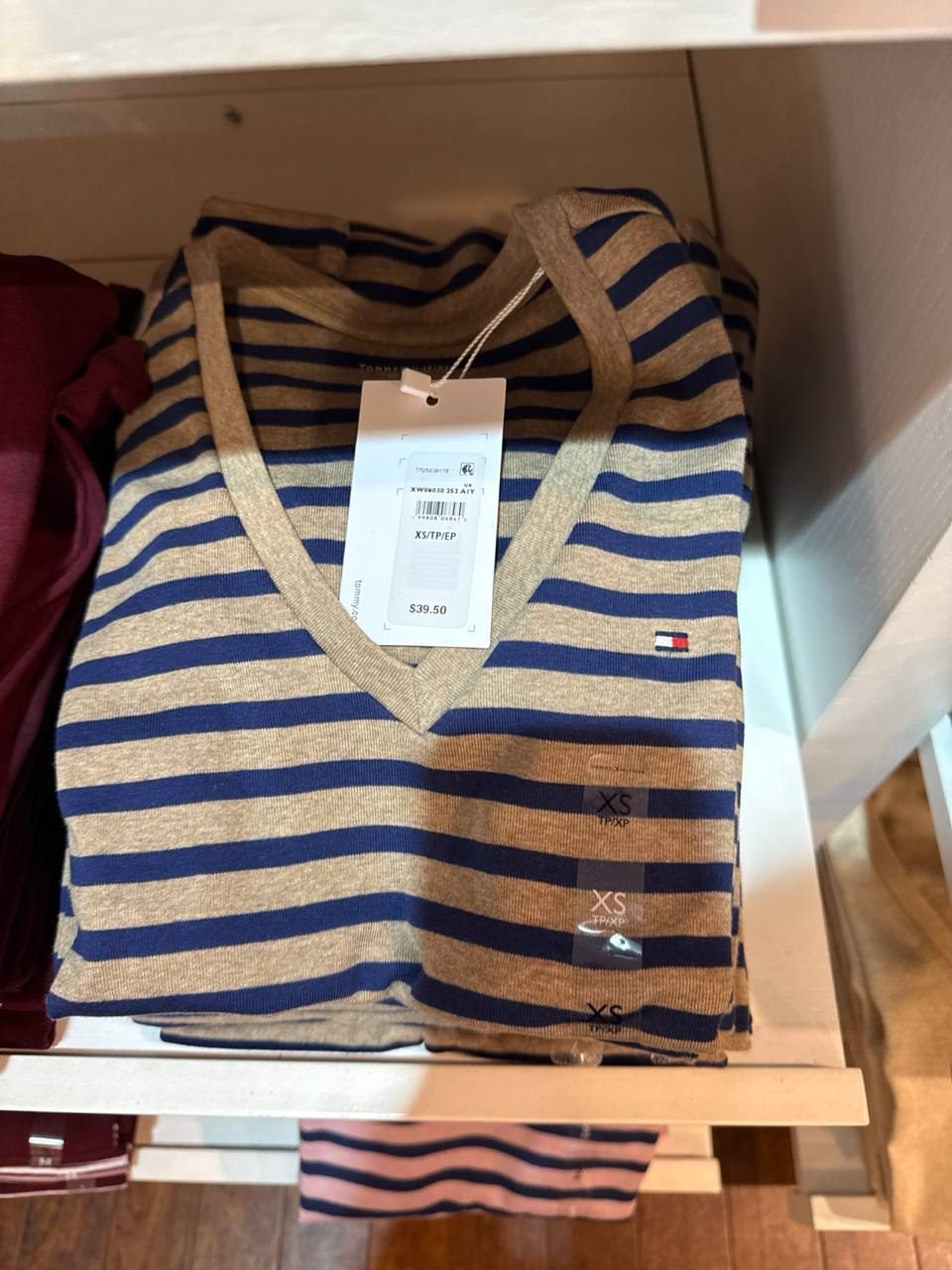 Tommy Fem - Camiseta Manga Curta