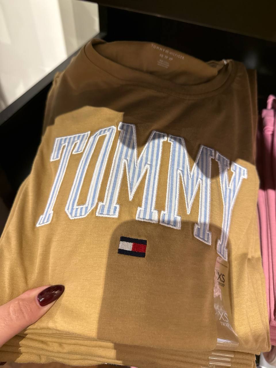 Tommy Fem - Camiseta Manga Curta