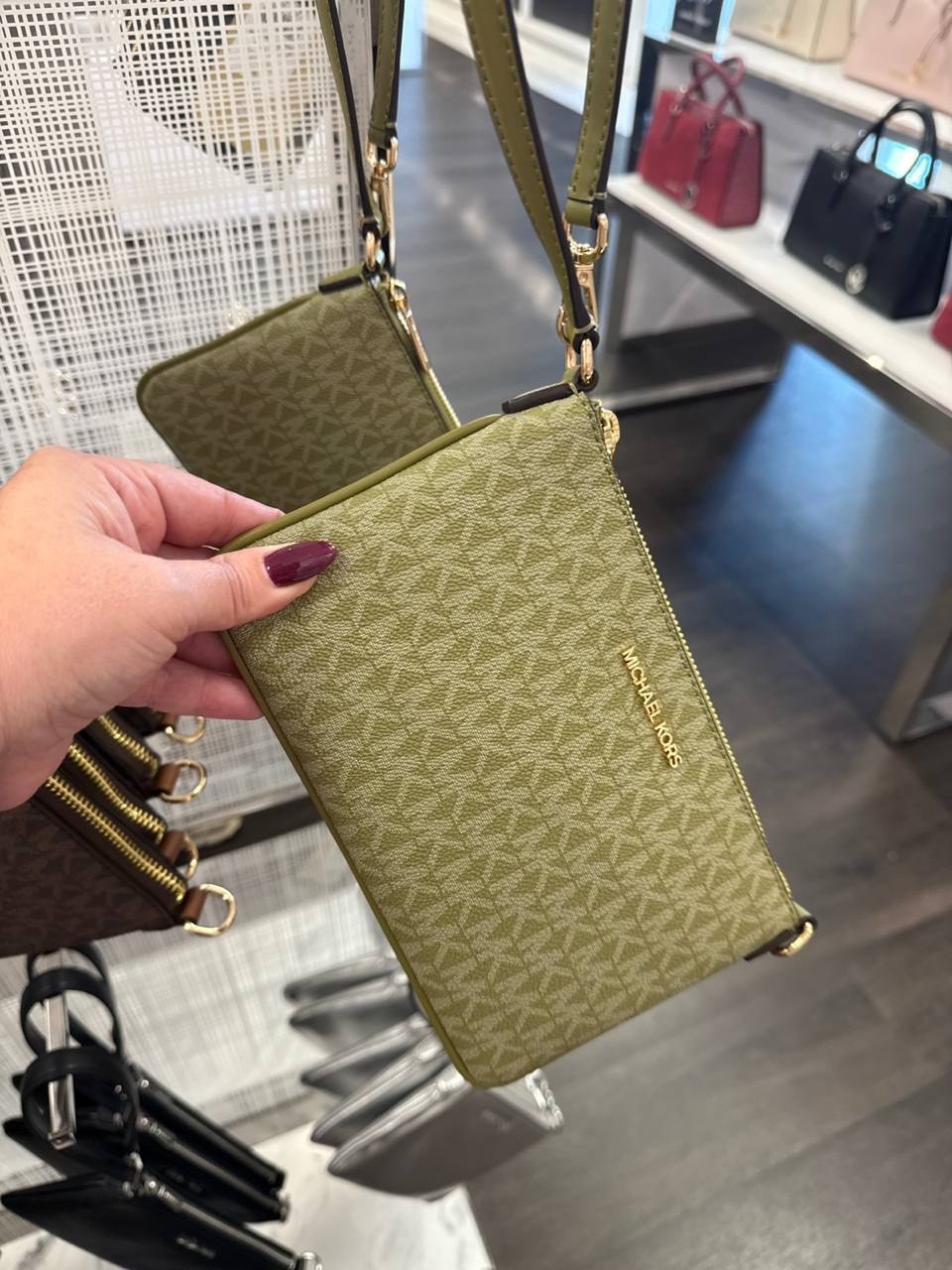 MK - Carteira de Pulso