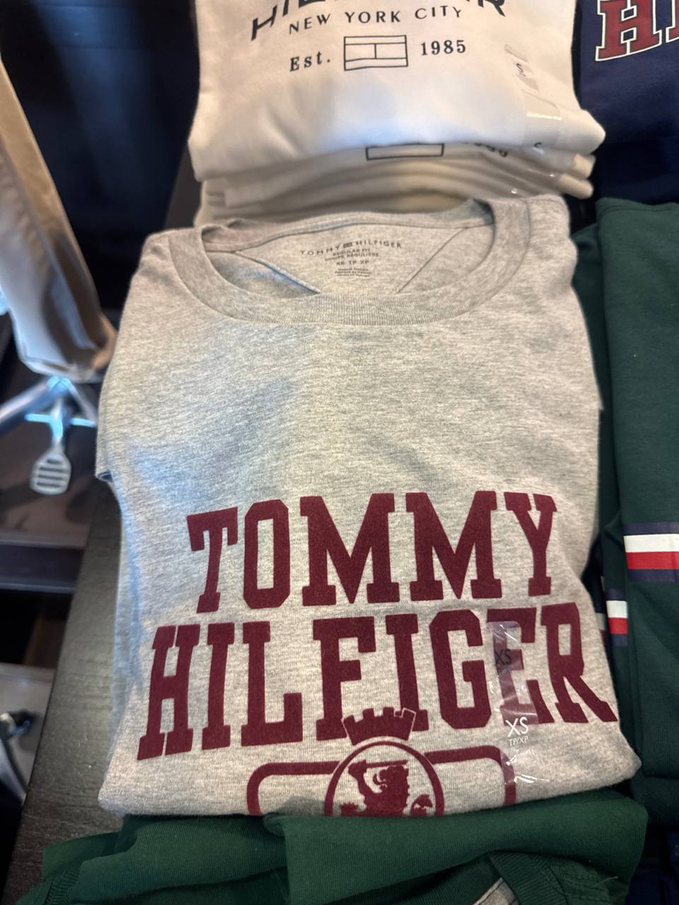 Tommy Masc- Camiseta