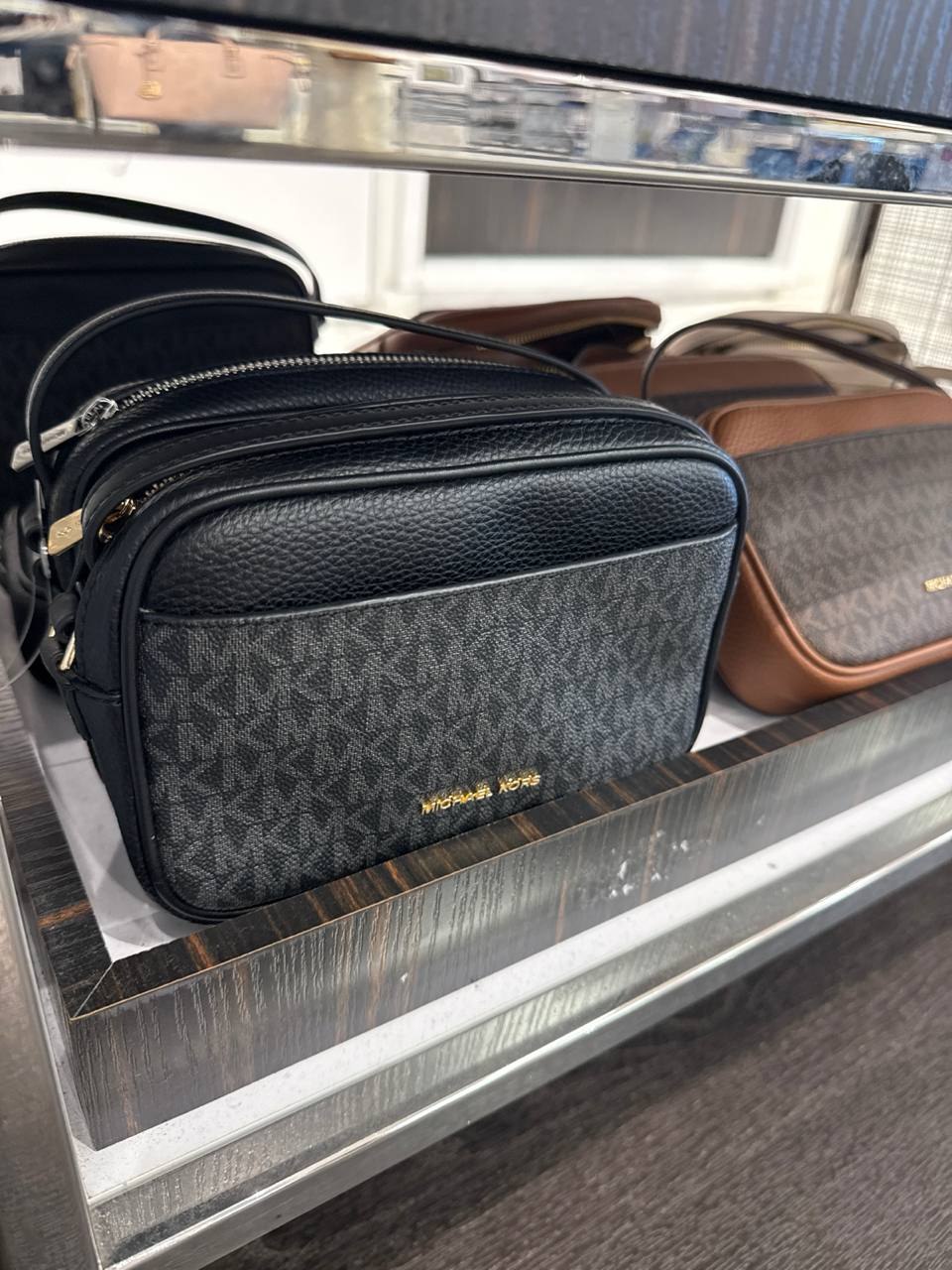 MK - Bolsa Crossbody