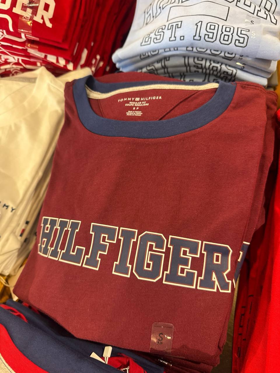Tommy Masc- Camiseta