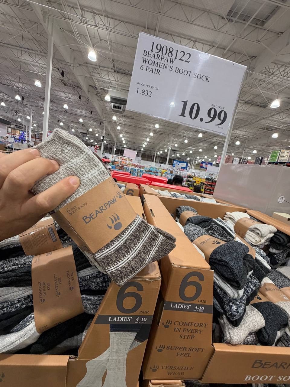 Costco - BearPaw Meia
