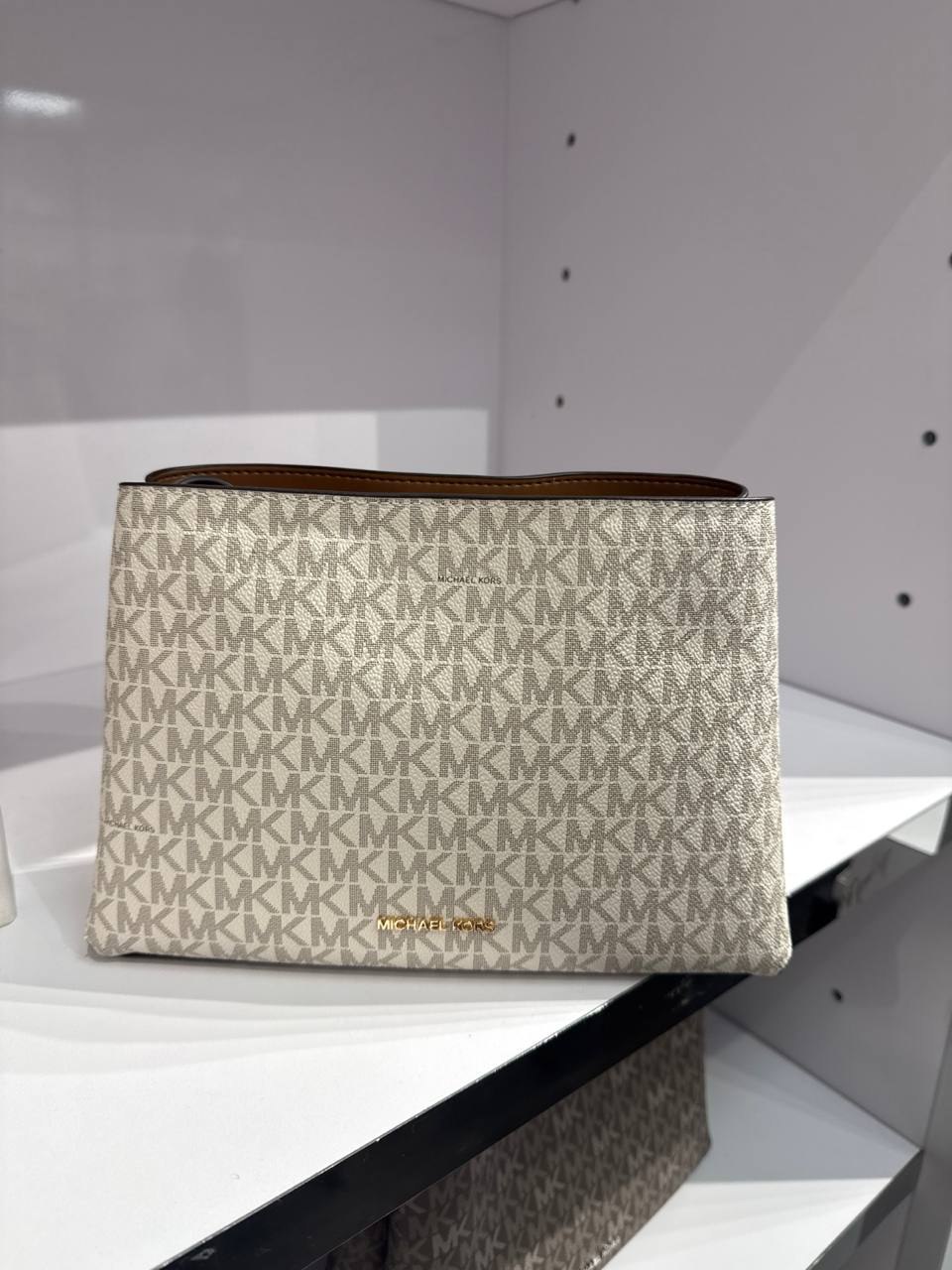 MK - Bolsa Jetset