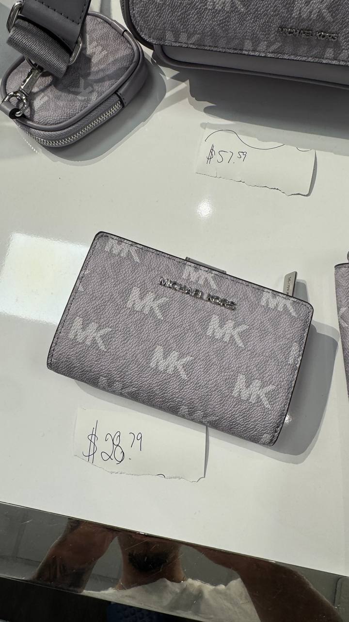 MK - Carteira Jetset Travel