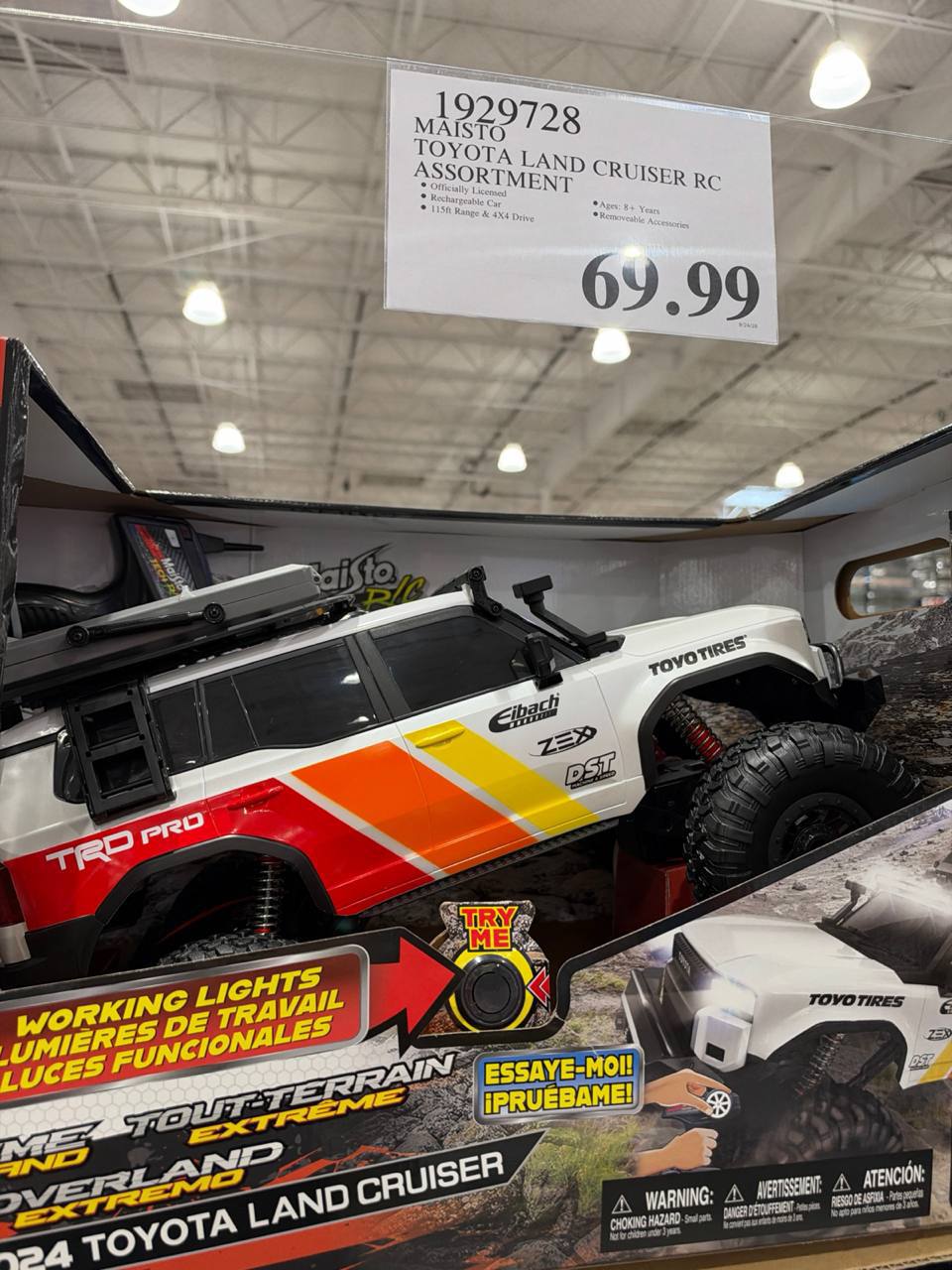 Costco- Maisto Toyota Land Cruiser RC
