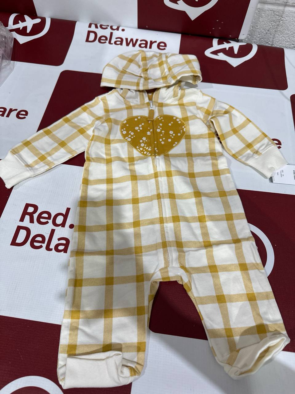 Carter’s Macacao amarelo (C2)